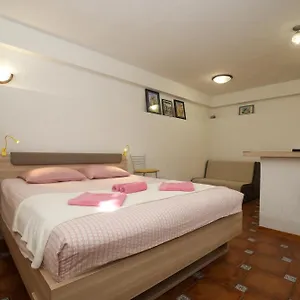 https://apartment-matija-premantura.in-istria.net
